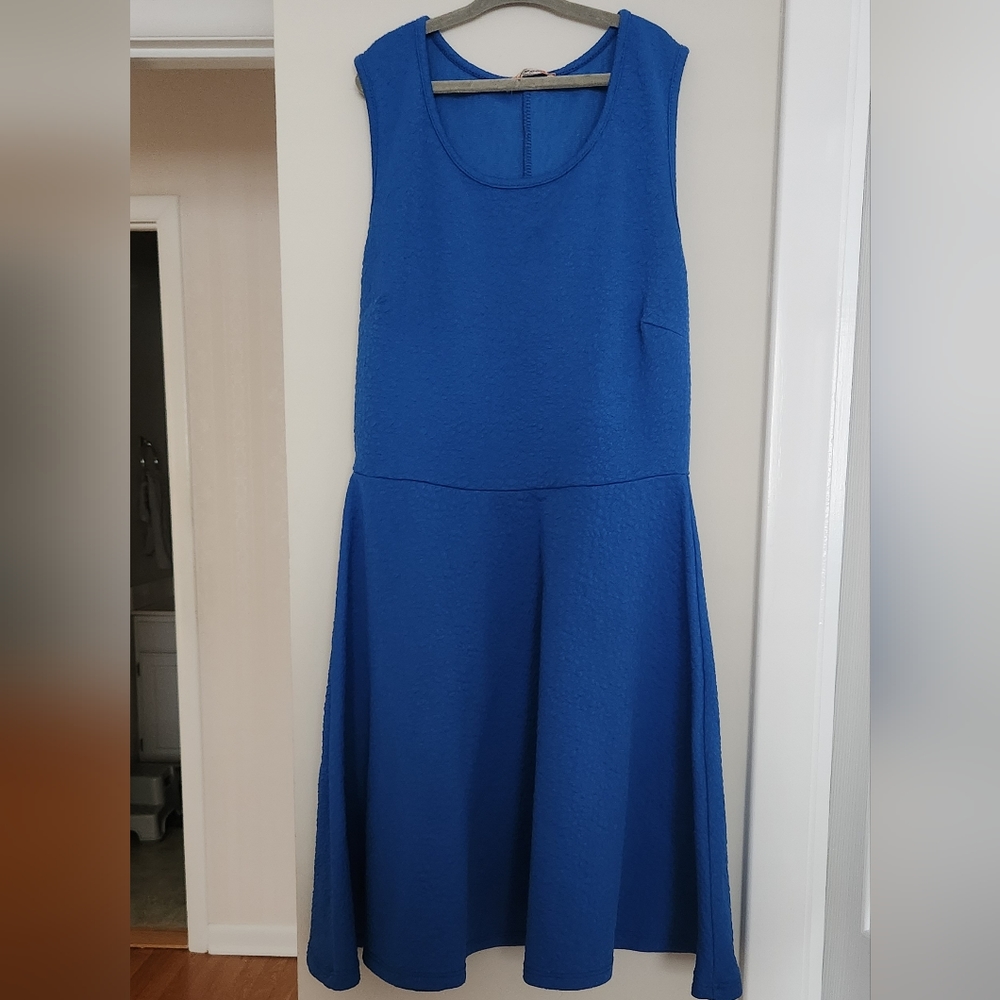 Aggie Party Dress Size M